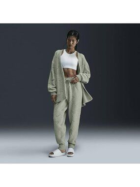 Nike Women's Phoenix Cozy Boucle High Waisted Pants Green Size Medium NWT